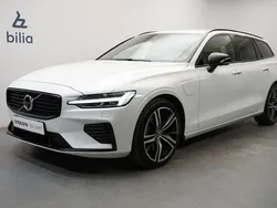 Vit Begagnad 2022 Volvo V60 R-Design Kombi | 389 900 kr (Bra pris)