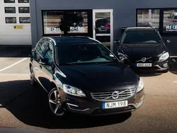 Svart Begagnad 2014 Volvo V60 Summum Kombi | 119 900 kr (Marknadspris)