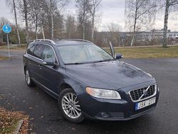 Grå Begagnad 2009 Volvo V70 Summum Kombi | 59 999 kr (Marknadspris)