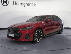 Okänd Begagnad 2024 BMW 530e M Sport Kombi | 699 900 kr (Dyr)
