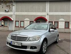 Silver Begagnad 2009 Mercedes C180 Classic Sedan | 62 000 kr (Bra pris)