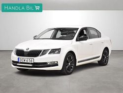 Vit Begagnad 2018 Skoda Octavia Halvkombi | 179 900 kr