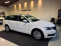 Vit Begagnad 2019 Skoda Octavia Kombi | 108 900 kr (Bra pris)