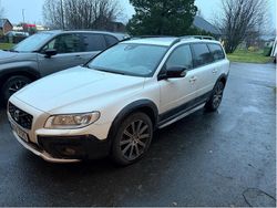 Vit Begagnad 2015 Volvo XC70 Dynamic Kombi | 125 000 kr