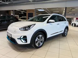Vit Begagnad 2021 Kia e-Niro Advance SUV | 259 500 kr (Bra pris)
