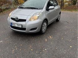 Silver Begagnad 2009 Toyota Yaris Halvkombi | 36 000 kr (Bra pris)