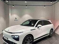 Vit Begagnad 2023 XPENG G9 SUV | 699 900 kr (Marknadspris)