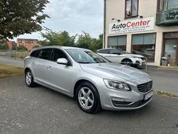 Silver Begagnad 2016 Volvo V60 Summum Kombi | 139 000 kr (Marknadspris)
