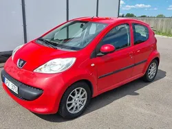 Röd Begagnad 2007 Peugeot 107 Halvkombi | 16 000 kr (Marknadspris)