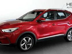Röd (red) Begagnad 2022 MG ZS Comfort Sedan | 209 900 kr (Superpris)