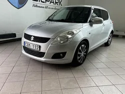 Grå Begagnad 2012 Suzuki Swift Halvkombi | 69 900 kr (Marknadspris)