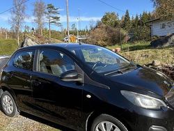 Svart Begagnad 2015 Peugeot 108 Halvkombi | 68 000 kr (Lite dyr)