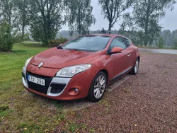 Orange Begagnad 2011 Renault Mégane Coupé Sportkupé | 42 000 kr