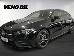 Svart Begagnad 2022 Mercedes CLA200 Shooting Brake AMG Kombi | 319 900 kr (Marknadspris)