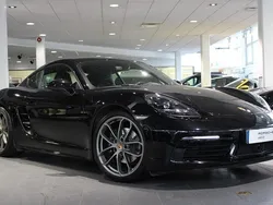 Svart Begagnad 2024 Porsche 718 Cayman Edition Sportkupé | 875 000 kr