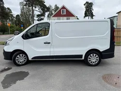 Vit Begagnad 2019 Renault Trafic Van | 151 000 kr (Marknadspris)