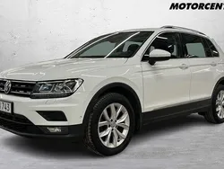 Vit Begagnad 2018 VW Tiguan SUV | 249 000 kr (Bra pris)