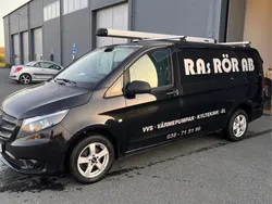 Svart Begagnad 2020 Mercedes Vito Minibuss | 145 000 kr