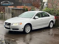 Grå Begagnad 2006 Volvo S80 Summum Sedan | 44 900 kr (Marknadspris)
