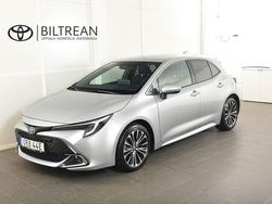 Silver Begagnad 2024 Toyota Corolla Style Halvkombi | 299 900 kr (Dyr)