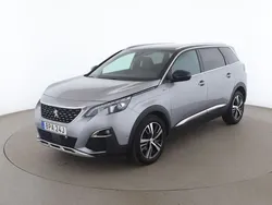 Grå Begagnad 2019 Peugeot 5008 GT-line Minibuss | 195 000 kr (Superpris)