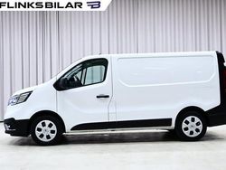 Vit Begagnad 2022 Renault Trafic Minibuss | 219 800 kr