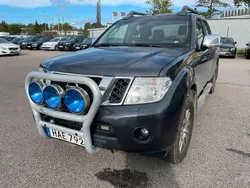 Mörkgrå (grå metallic) Begagnad 2015 Nissan Navara Pickup | 165 000 kr (Bra pris)