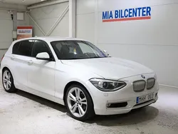 Vit Begagnad 2012 BMW 118 Halvkombi | 109 000 kr (Marknadspris)