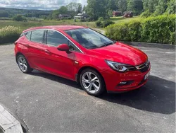 Röd Begagnad 2016 Opel Astra Dynamic Halvkombi | 94 000 kr (Marknadspris)