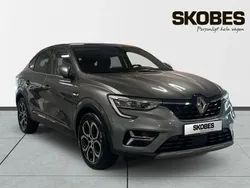 Begagnad 2022 Renault Arkana Intens SUV | 239 100 kr (Marknadspris)
