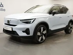 Ljusblå (blå) Begagnad 2023 Volvo XC40 Ultimate SUV | 459 900 kr