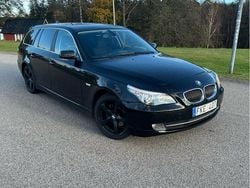 Svart Begagnad 2007 BMW 523 Kombi | 42 000 kr (Marknadspris)