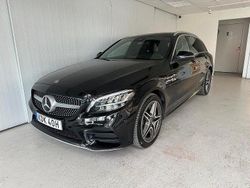 Svart Begagnad 2020 Mercedes C300e AMG line Kombi | 249 900 kr (Lite dyr)