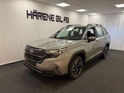 Grå (river rock pearl) Ny 2025 Subaru Forester SUV | 408 400 kr (Bra pris)