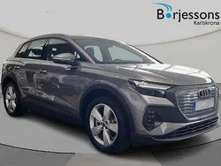 Grå Ny 2025 Audi Q4 e-tron Proline SUV | 624 700 kr (Superpris)