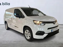 Vit Begagnad 2023 Toyota Proace City Van | 319 900 kr (Bra pris)