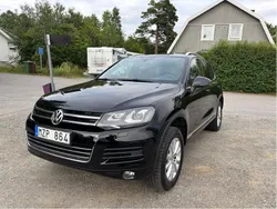 Svart Begagnad 2013 VW Touareg SUV | 139 000 kr (Bra pris)