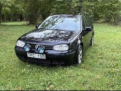 Svart Begagnad 2003 VW Golf IV Comfortline Kombi | 30 000 kr