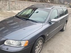 Grå Begagnad 2006 Volvo V70 Dynamic Kombi | 8 900 kr (Superpris)