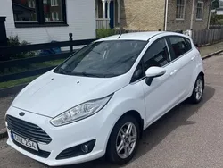 Vit Begagnad 2015 Ford Fiesta Titanium Halvkombi | 65 000 kr (Bra pris)