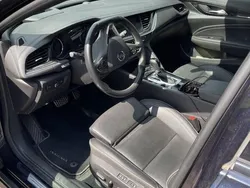 Blå Begagnad 2018 Opel Insignia Business Kombi | 149 900 kr (Superpris)
