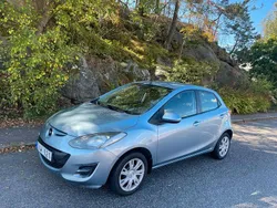 Blå Begagnad 2012 Mazda 2 Halvkombi | 44 900 kr (Bra pris)