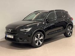 Svart Begagnad 2023 Volvo XC40 Core SUV | 339 500 kr