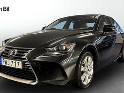 Svart Begagnad 2018 Lexus IS300h Sedan | 229 000 kr (Lite dyr)