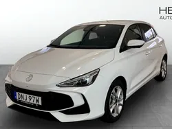 Vit (white) Begagnad 2024 MG MG3 Luxury Halvkombi | 249 900 kr (Marknadspris)
