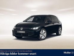 Svart Begagnad 2025 VW Golf VIII Life Halvkombi | 279 900 kr (Bra pris)