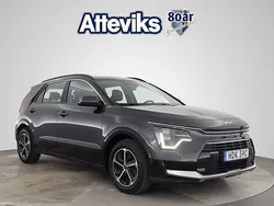 Grå Begagnad 2022 Kia Niro Advance SUV | 298 900 kr (Marknadspris)
