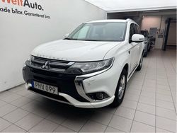 Vit Begagnad 2017 Mitsubishi Outlander P-HEV Edition SUV | 129 999 kr (Marknadspris)
