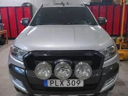 Grå Begagnad 2017 Ford Ranger Pickup | 259 900 kr (Marknadspris)