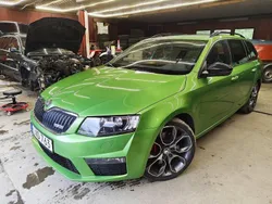 Grön Begagnad 2015 Skoda Octavia vRS Kombi | 125 000 kr (Marknadspris)